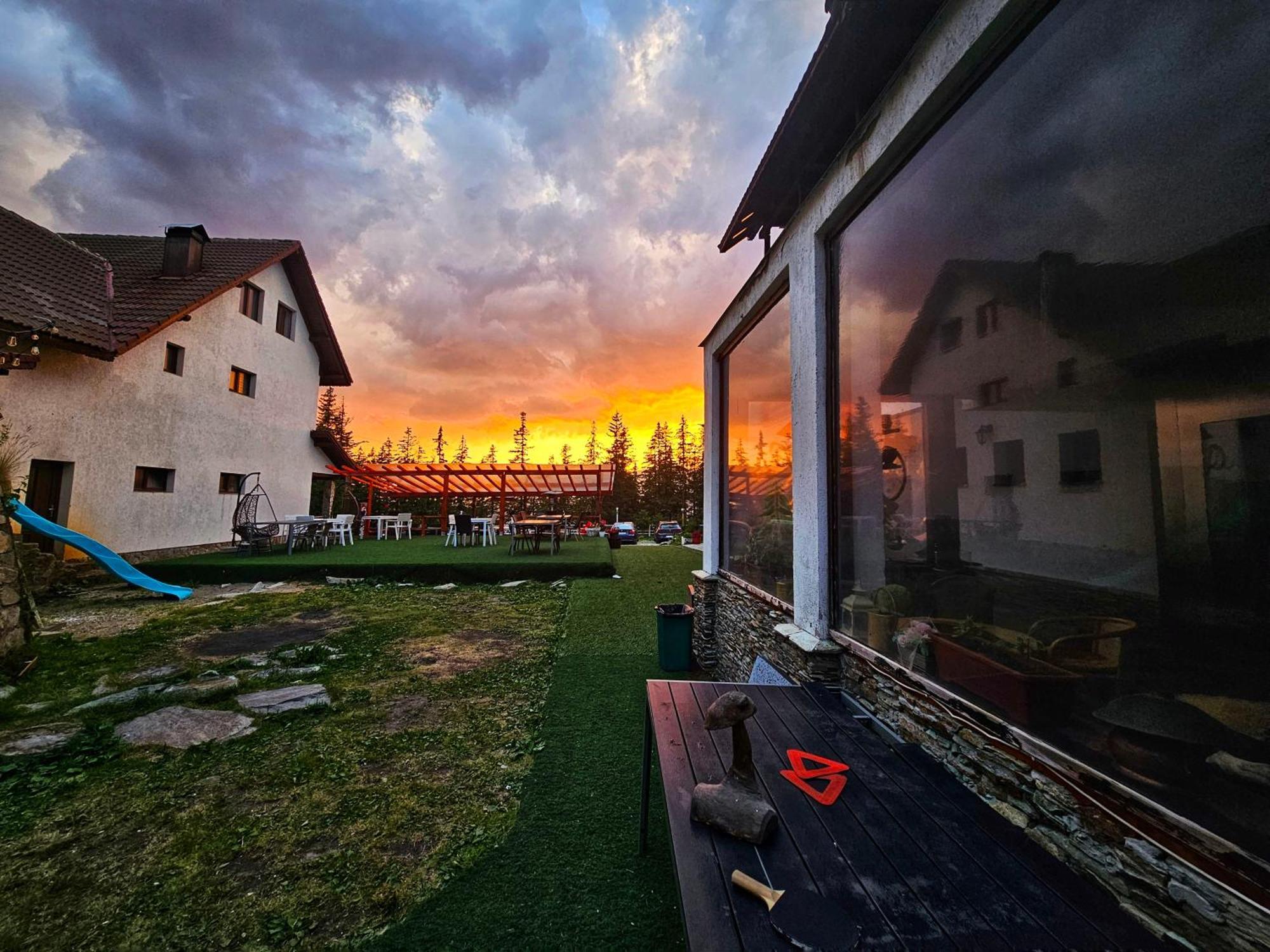 Cetina Hotel Rânca Eksteriør billede