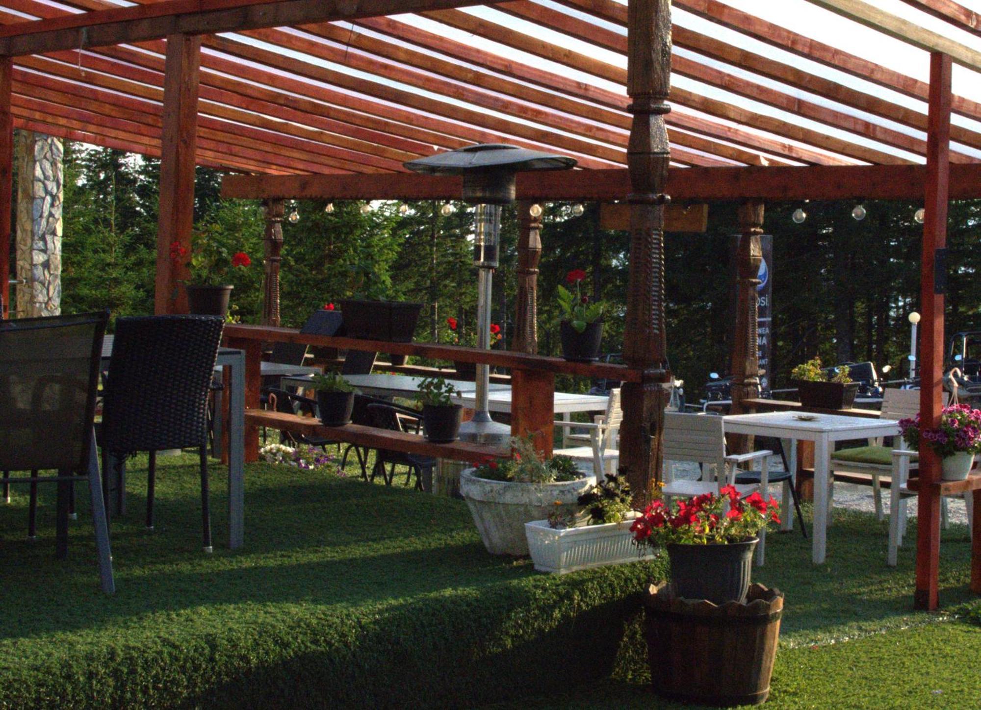 Cetina Hotel Rânca Eksteriør billede