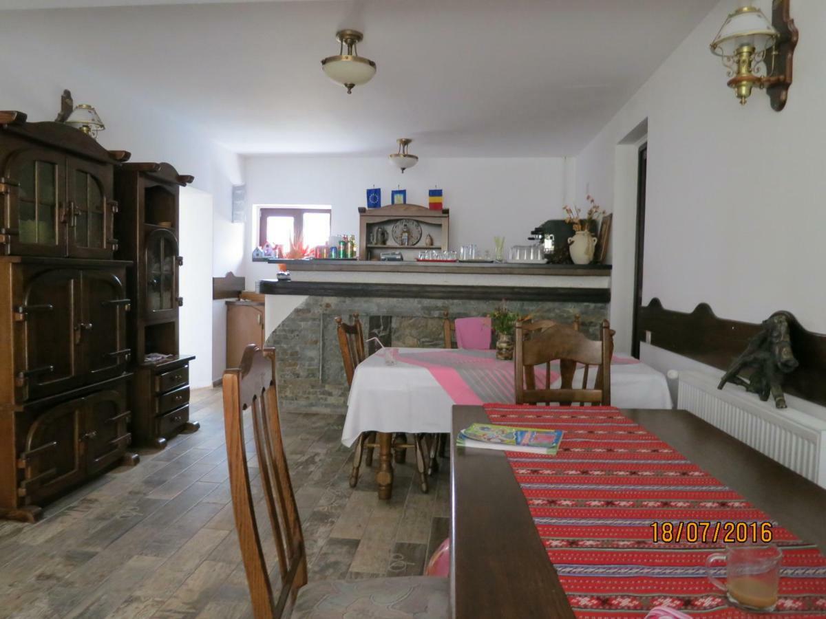 Cetina Hotel Rânca Eksteriør billede